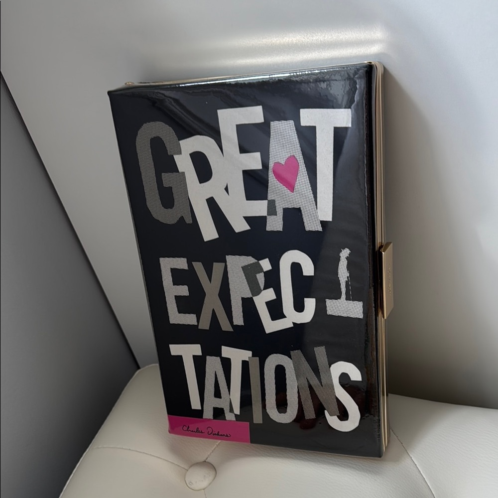 USED ONLY THRICE: Kate spade book clutch: Great Expectations